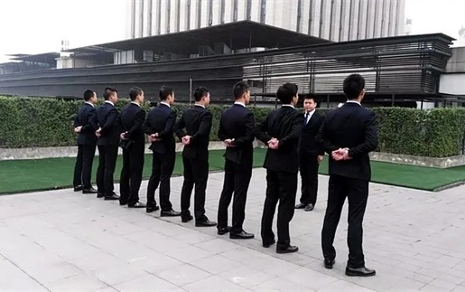 孝感持牌催收机构的正确打开方式：老司机教你避开这5大雷区